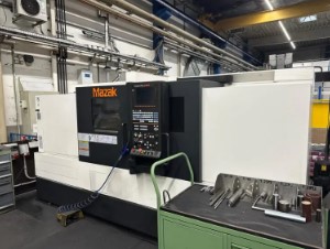 CNC lathe machine